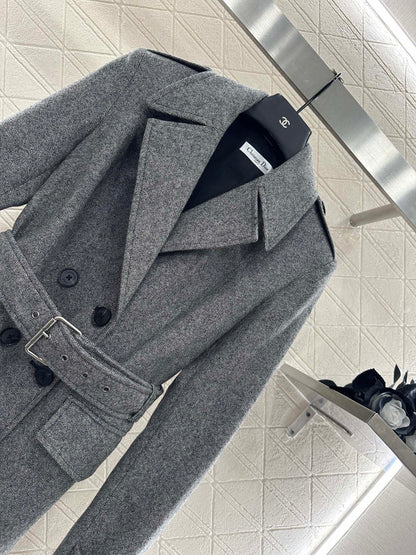 Lapel waistband woolen coat