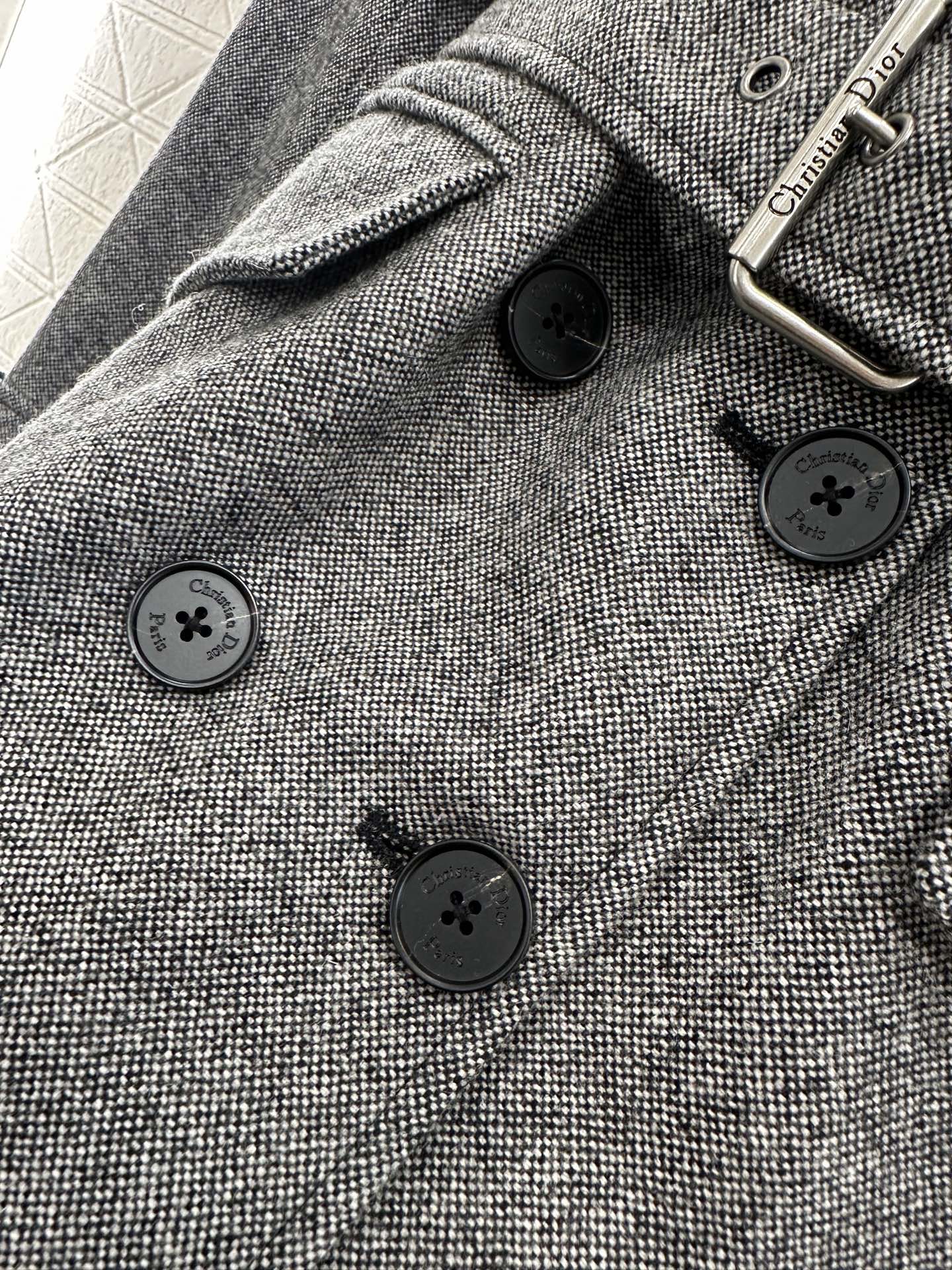 Lapel waistband woolen coat