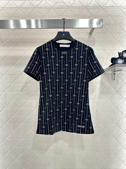 Round neck printed T-shirt