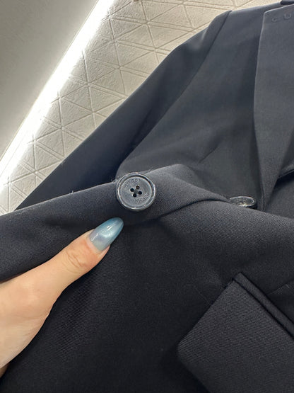 Front shoulder lapel long coat