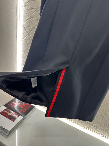 Front shoulder lapel long coat