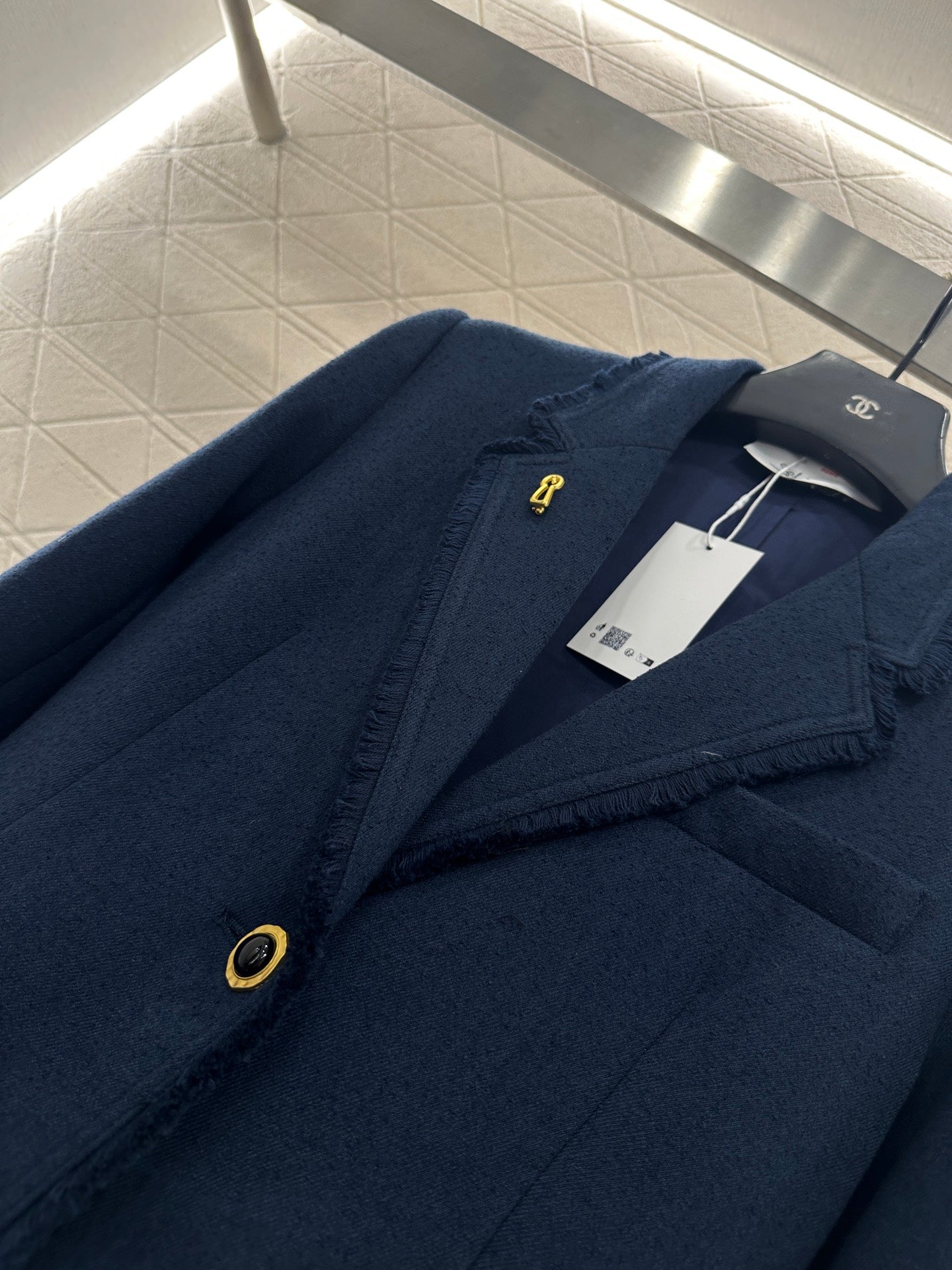 Woolen edge pocket suit jacket