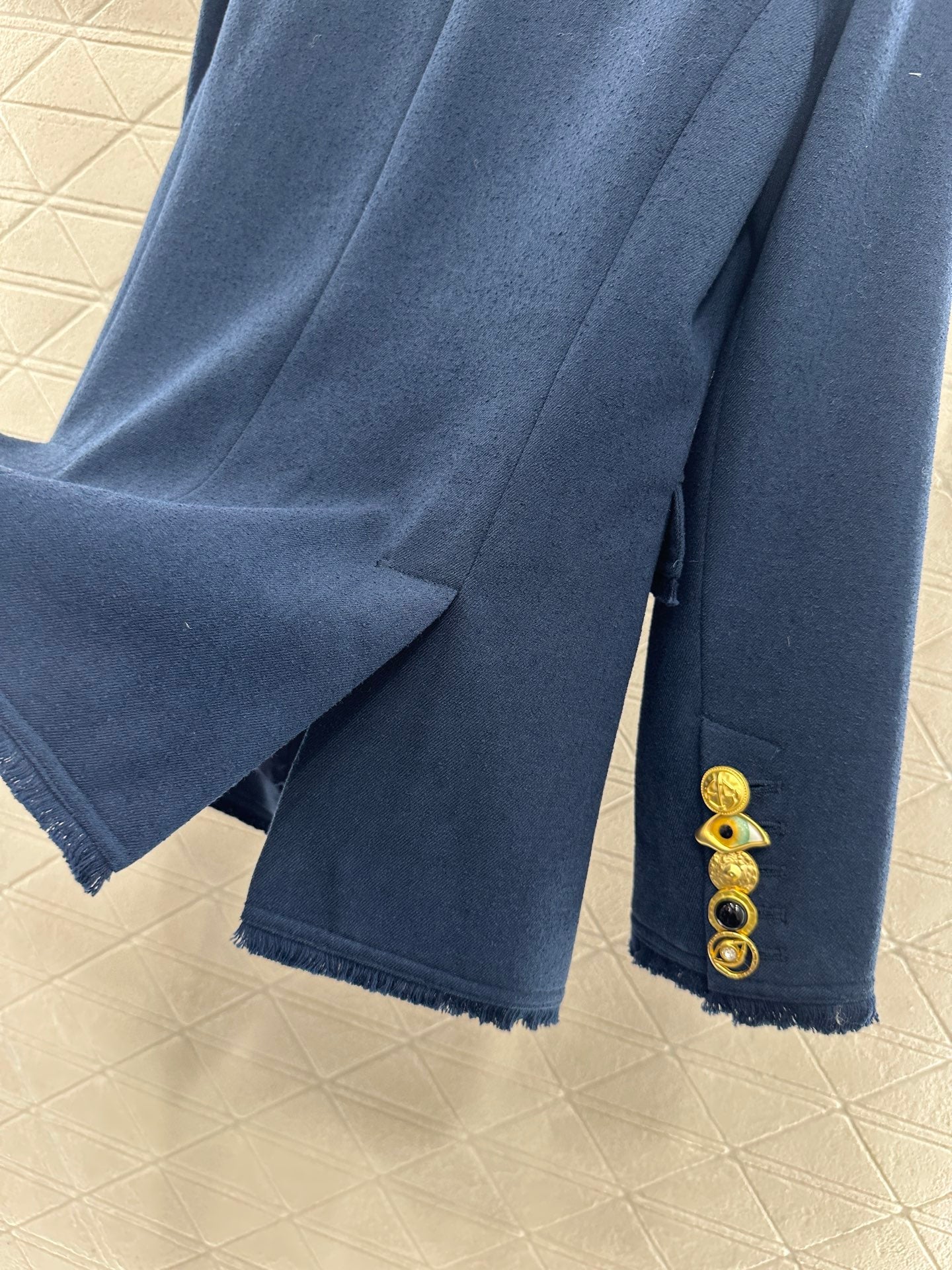 Woolen edge pocket suit jacket