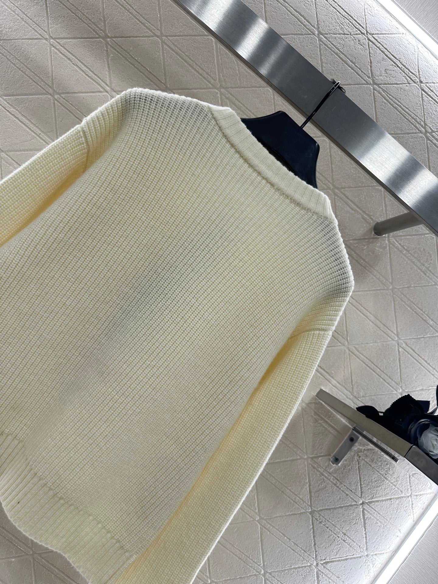 Round neck bow tie plain knit cardigan