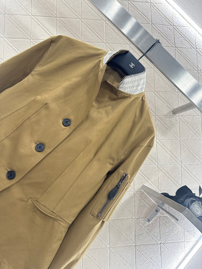 Pocket stand up collar jacket