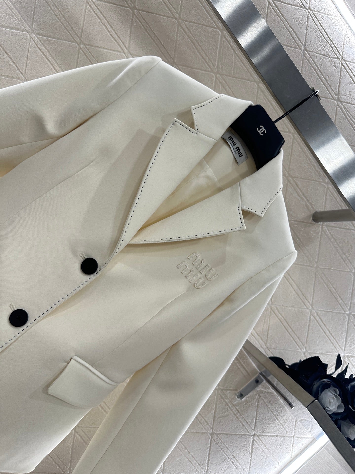 Suit jacket pleated skirt set