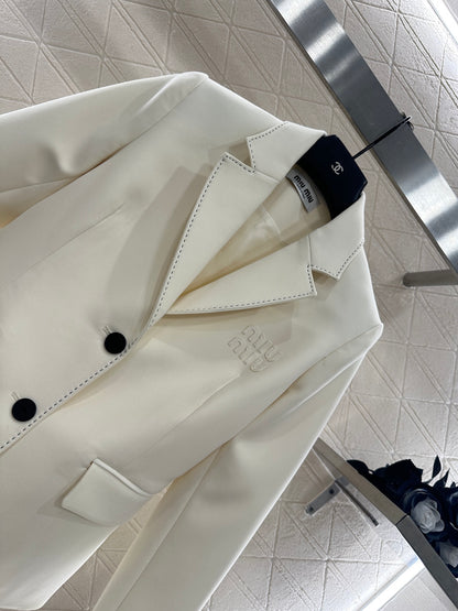 Suit jacket pleated skirt set