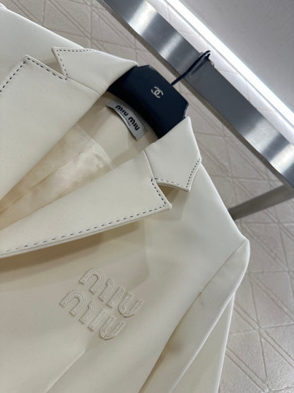 Suit jacket pleated skirt set