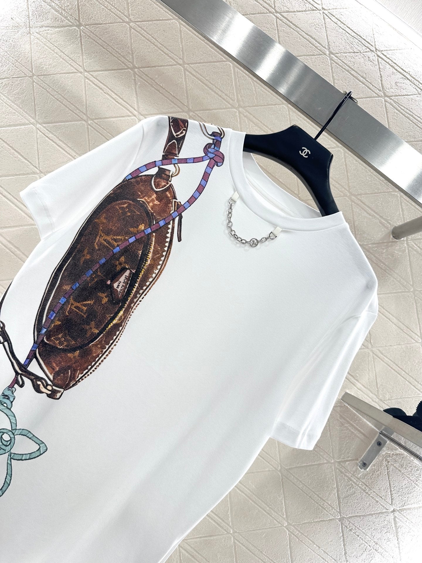 Chain round neck printed T-shirt