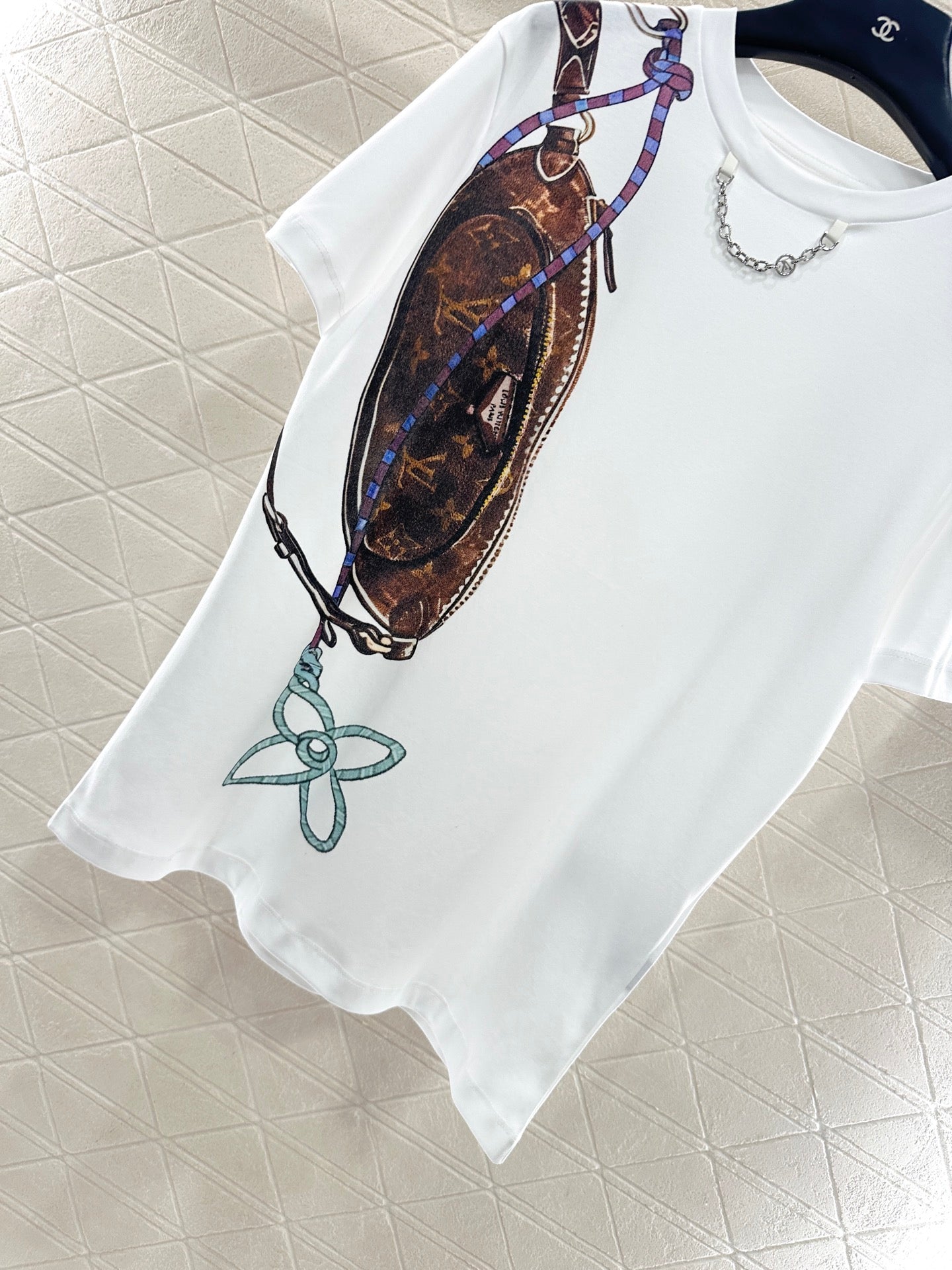 Chain round neck printed T-shirt
