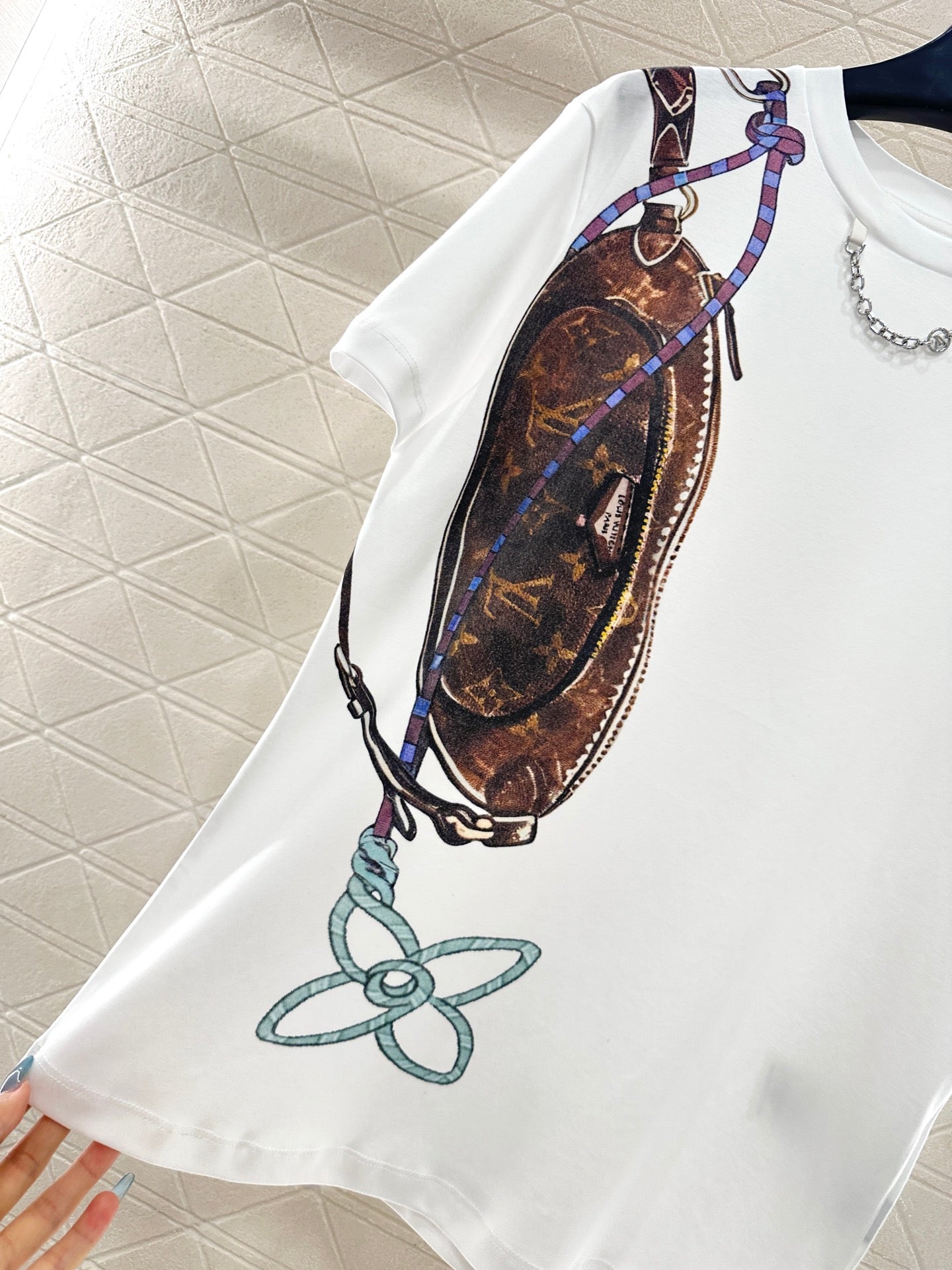 Chain round neck printed T-shirt