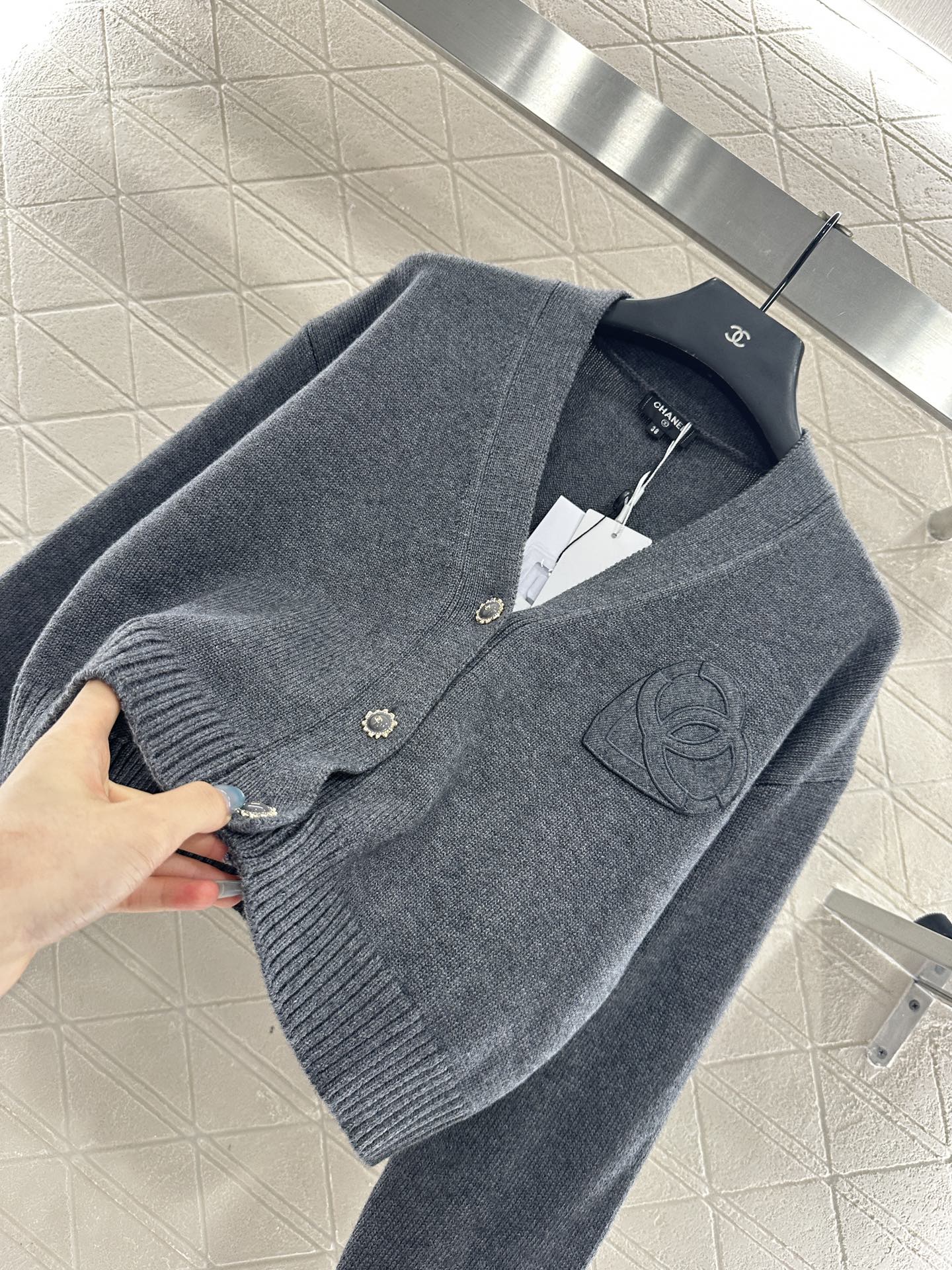 Double C heart letter knitted cardigan