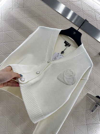 Double C heart letter knitted cardigan