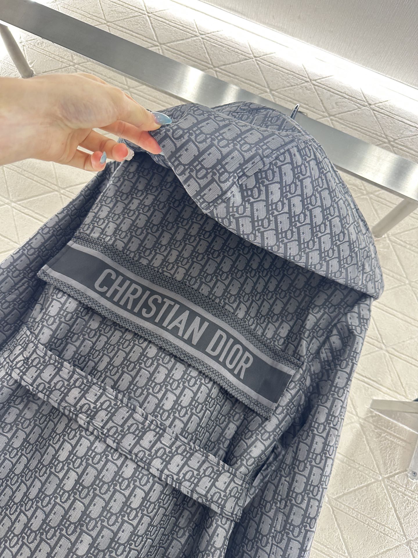 Hooded waistband jacquard jacket