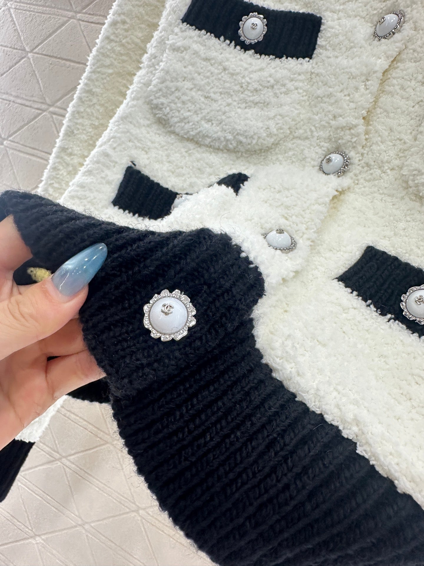 Color blocking pocket knitted cardigan