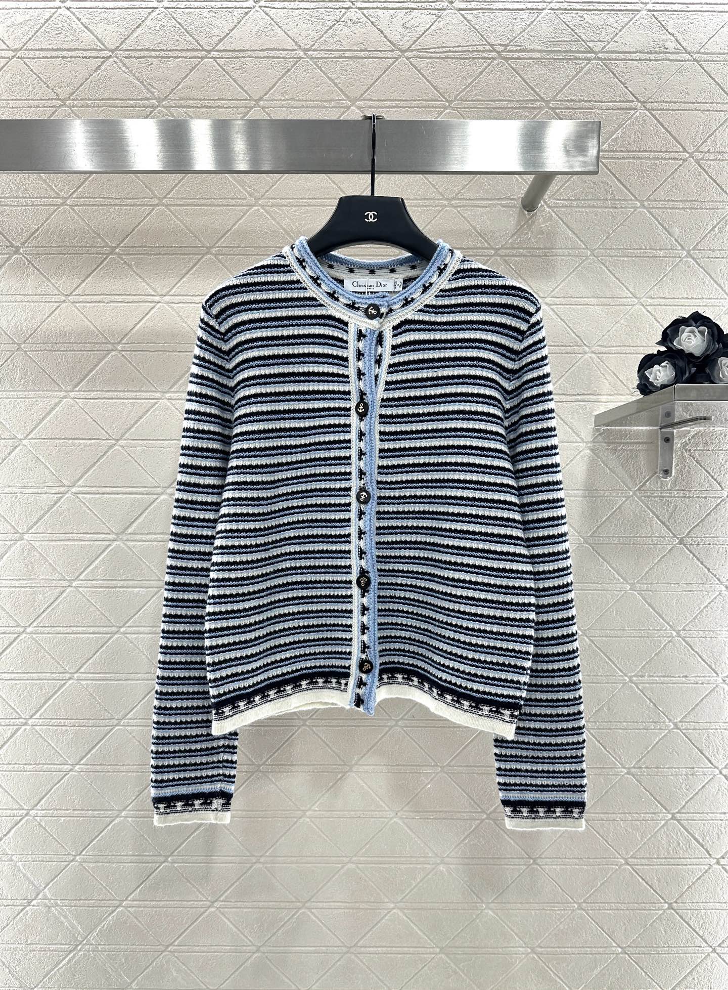 Round neck knitted striped cardigan