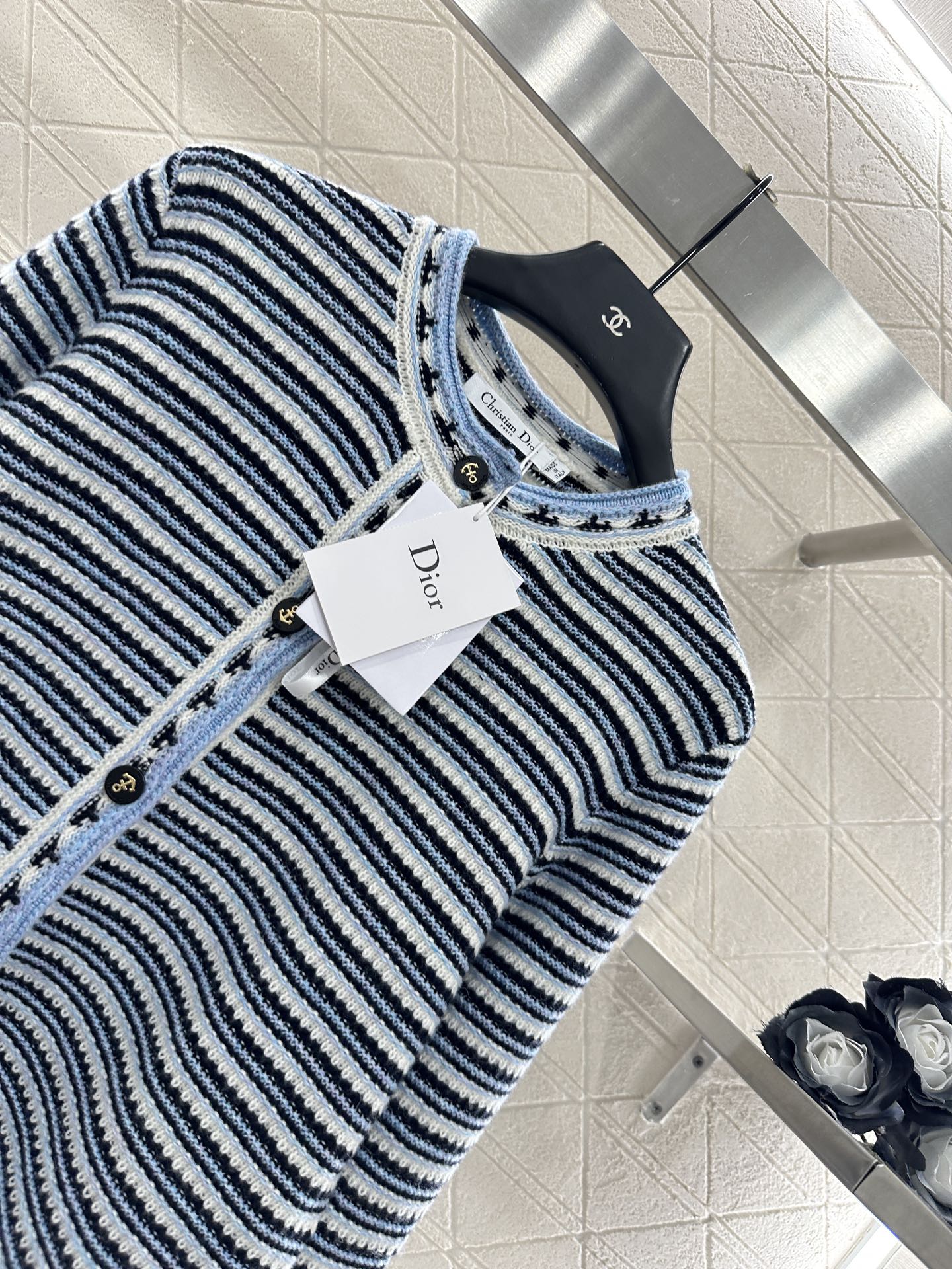 Round neck knitted striped cardigan