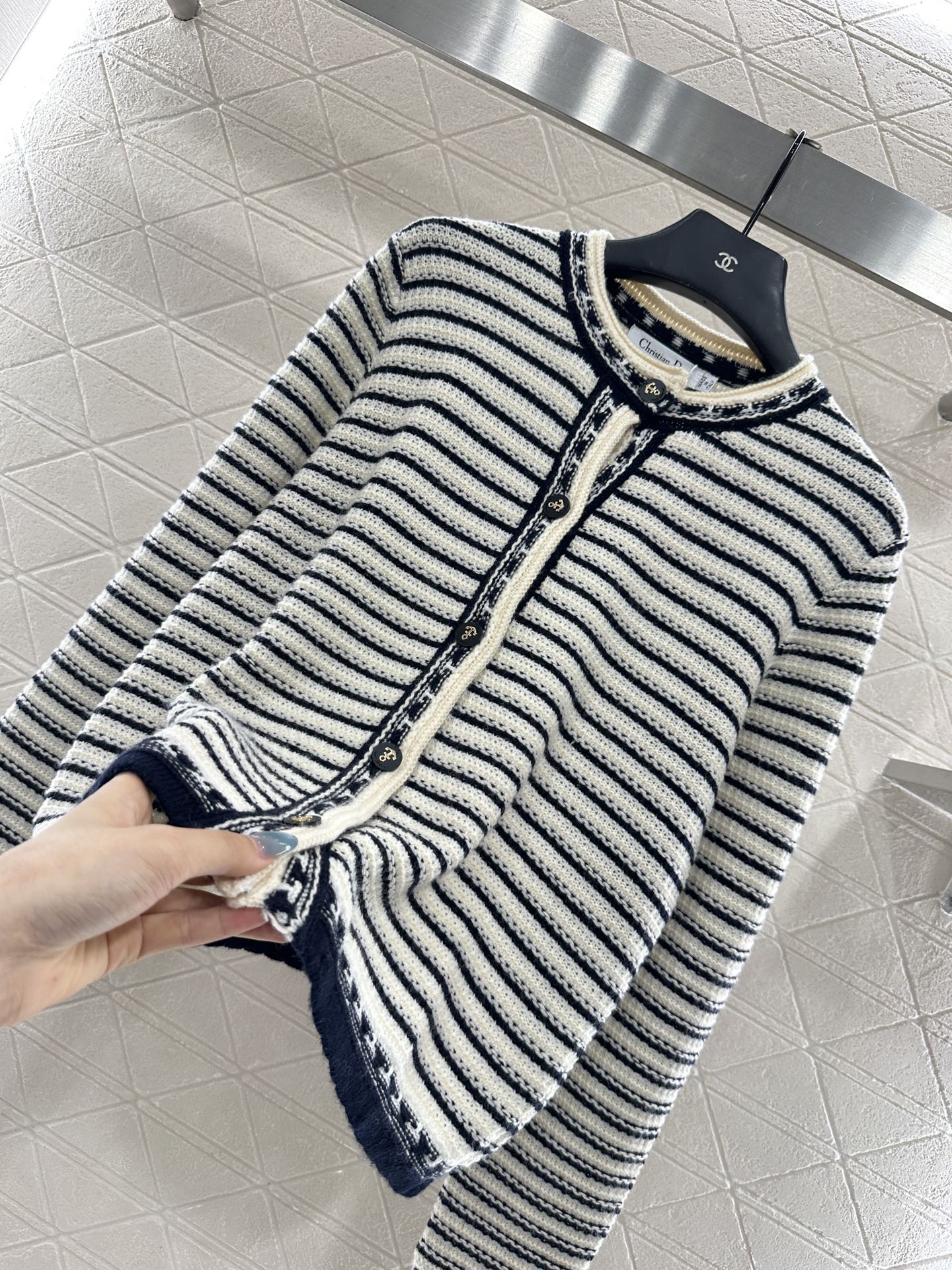 Round neck knitted striped cardigan