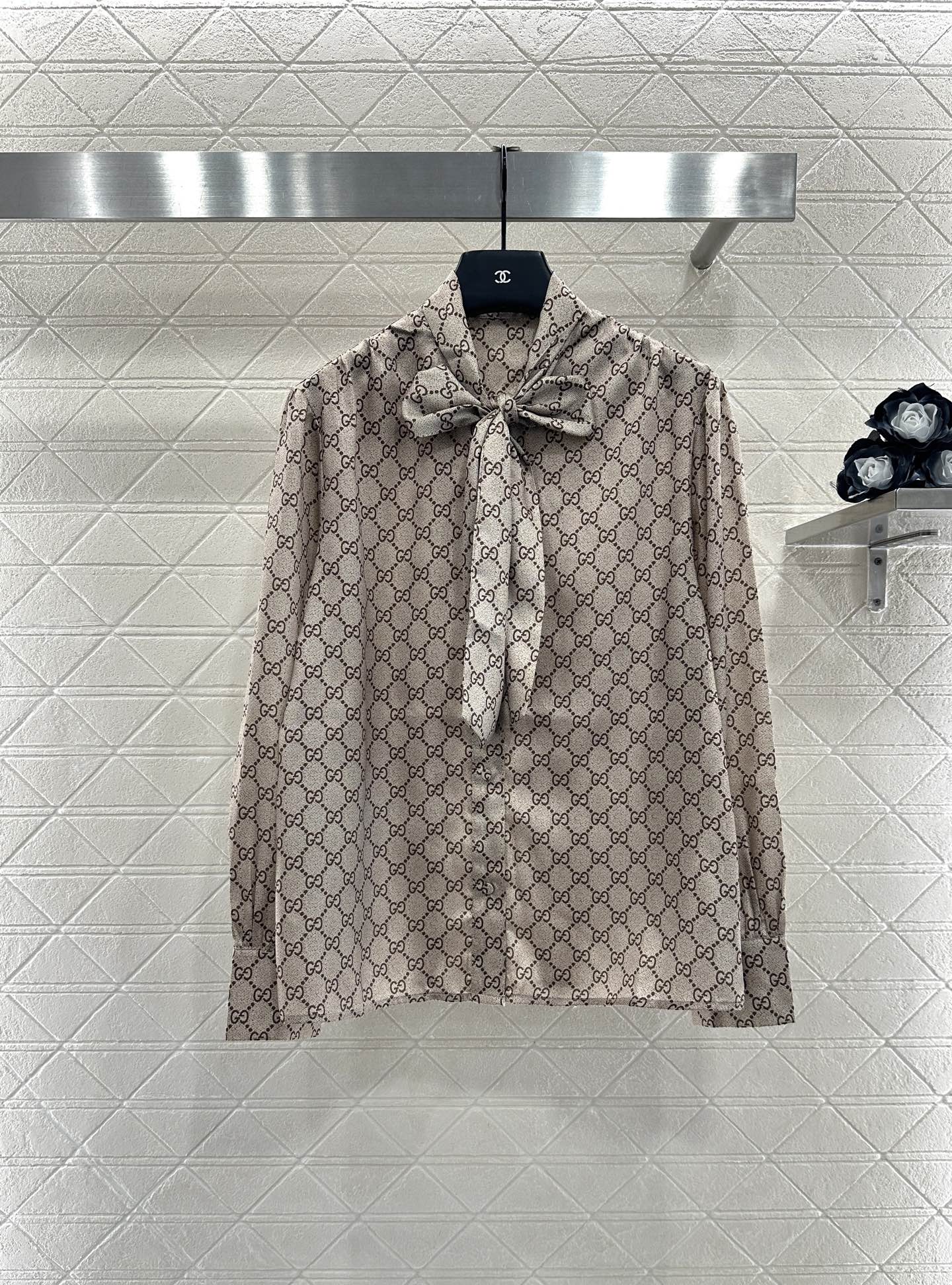 Lace up printed shirt