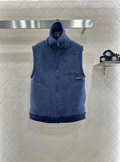 Polar fleece standing collar vest