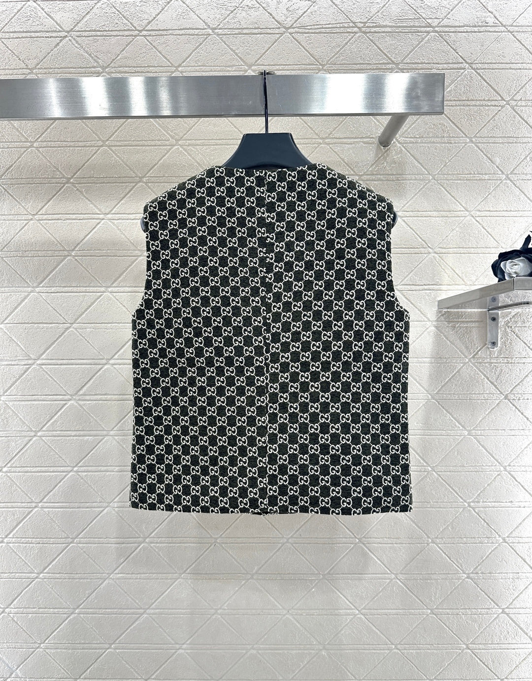 Round neck jacquard vest