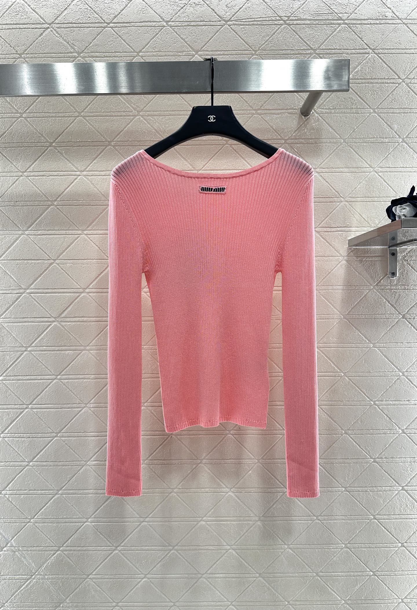 Slim fit base striped knitted long sleeved shirt