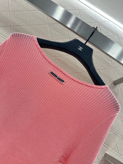 Slim fit base striped knitted long sleeved shirt