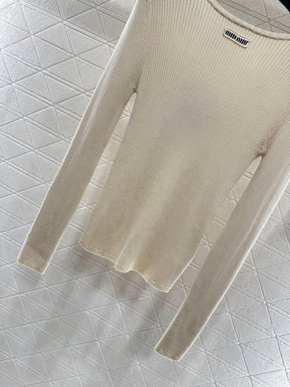 Slim fit base striped knitted long sleeved shirt