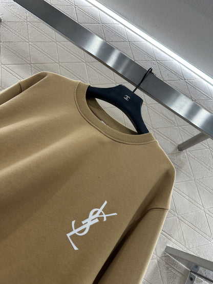 Round neck letter logo hoodie