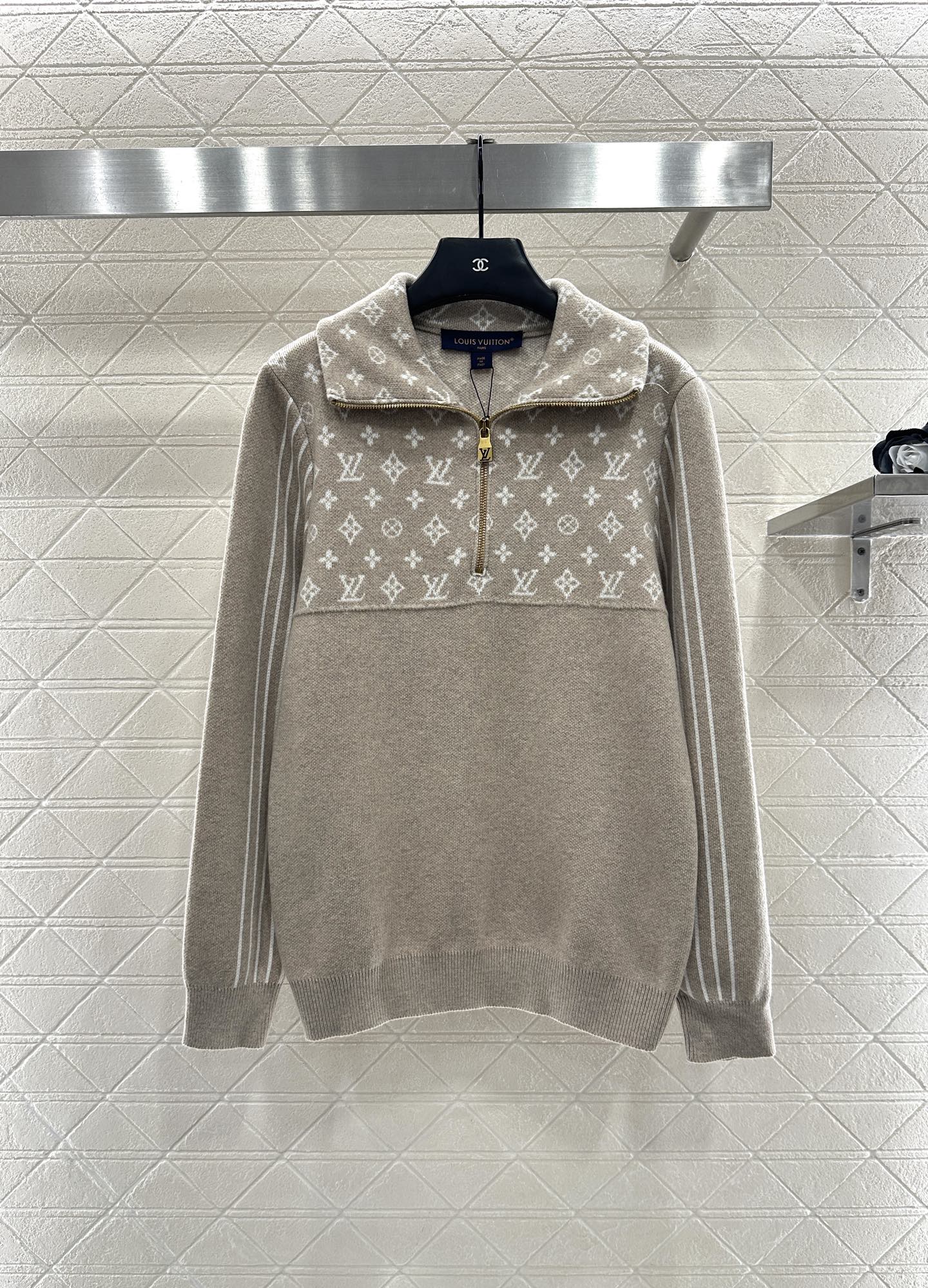 Collar Splicing Jacquard Knitted Top