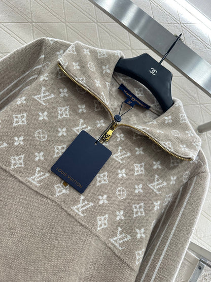 Collar Splicing Jacquard Knitted Top