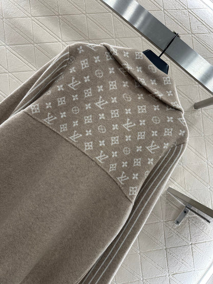 Collar Splicing Jacquard Knitted Top