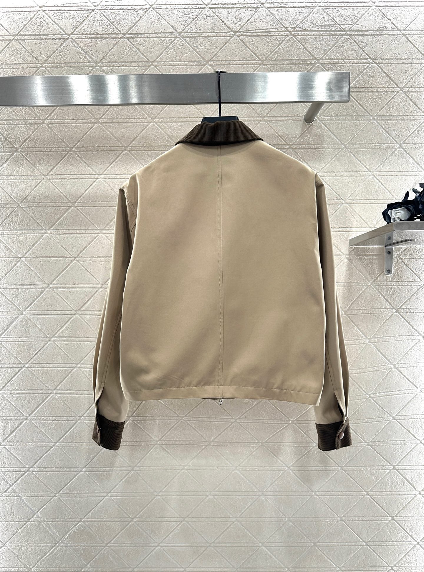 Corduroy collar contrasting jacket jacket