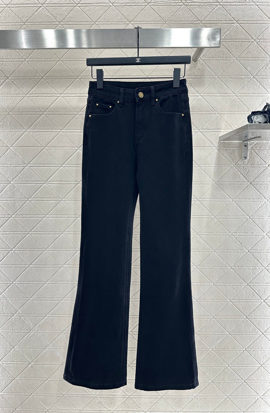 Leather label denim micro flared pants