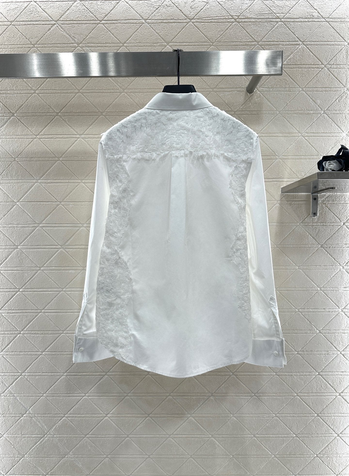 Solid color lace shirt