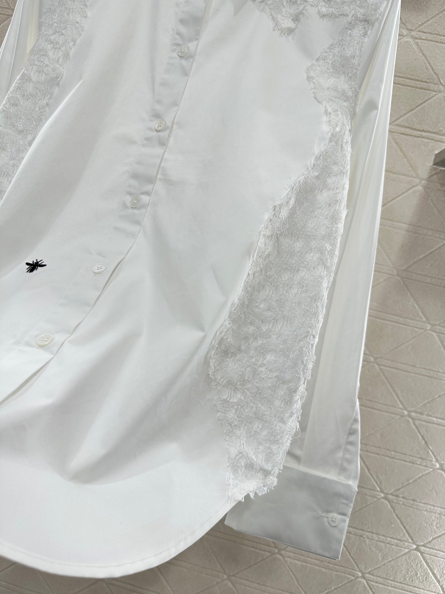 Solid color lace shirt
