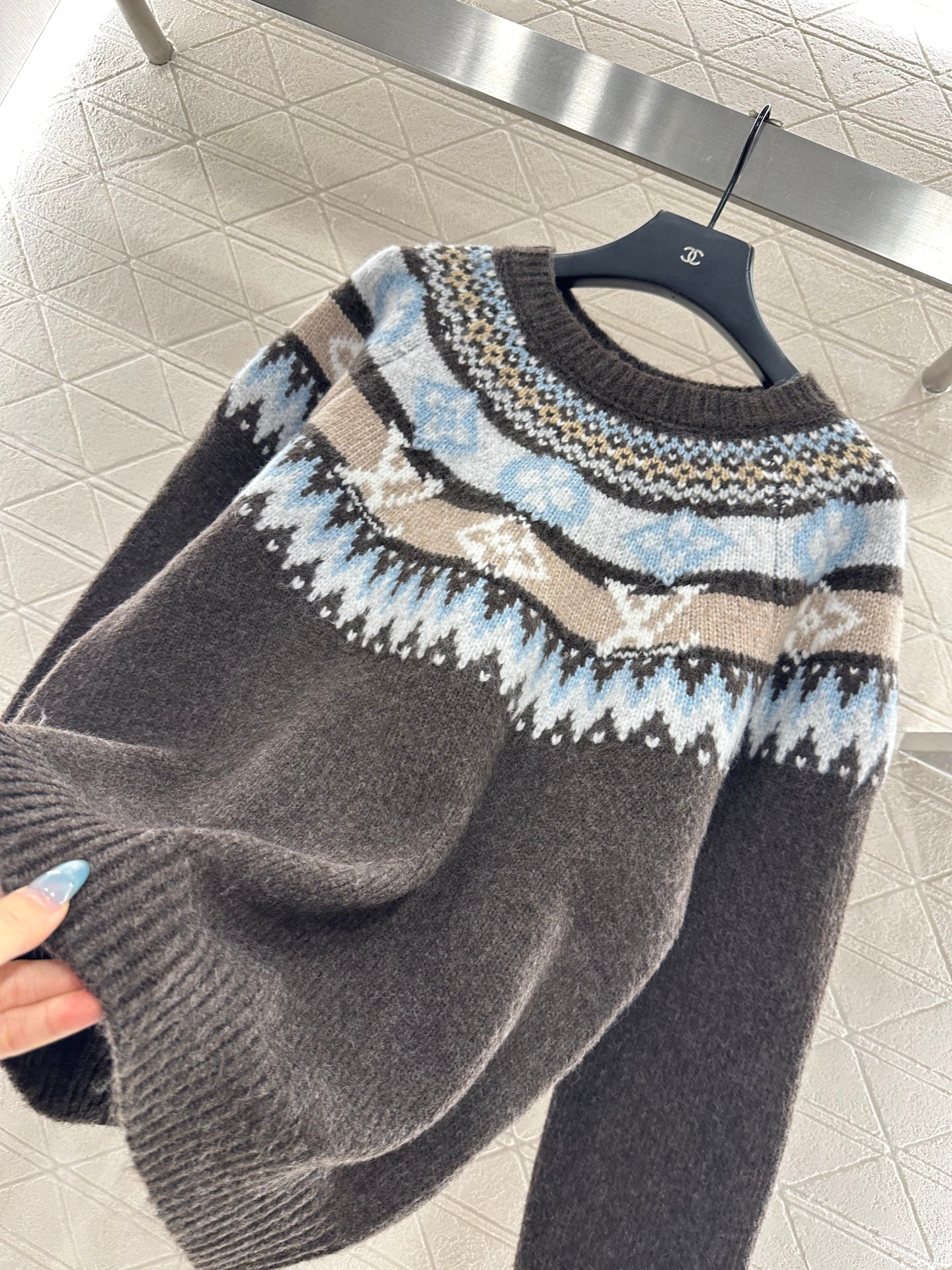 Heavy industry crochet round neck pullover sweater