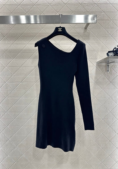 Single sleeve bow knit dress