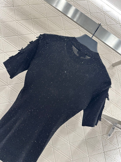 Camellia bead round neck short sleeved shirt