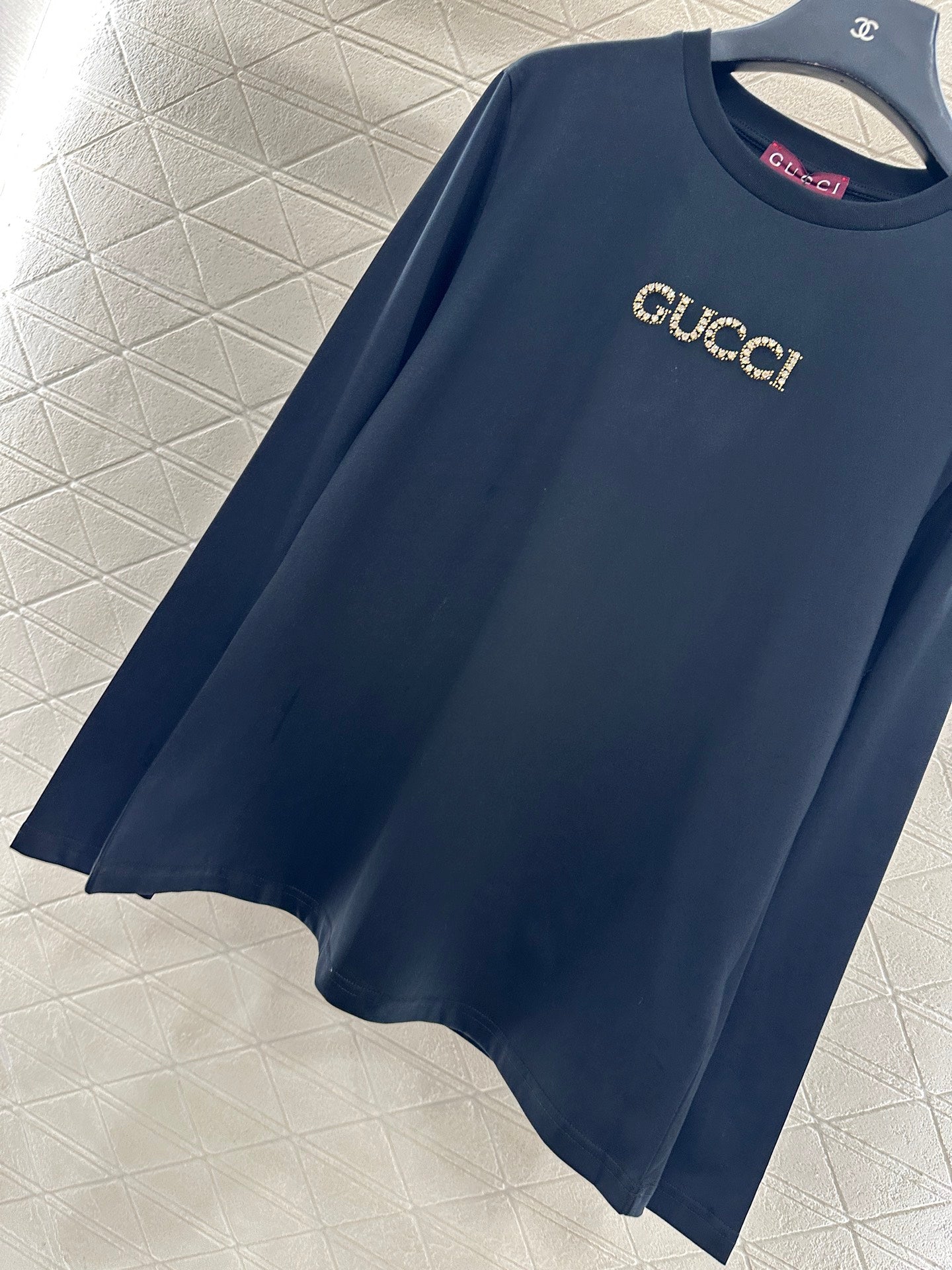 Rhinestone letter long sleeved shirt