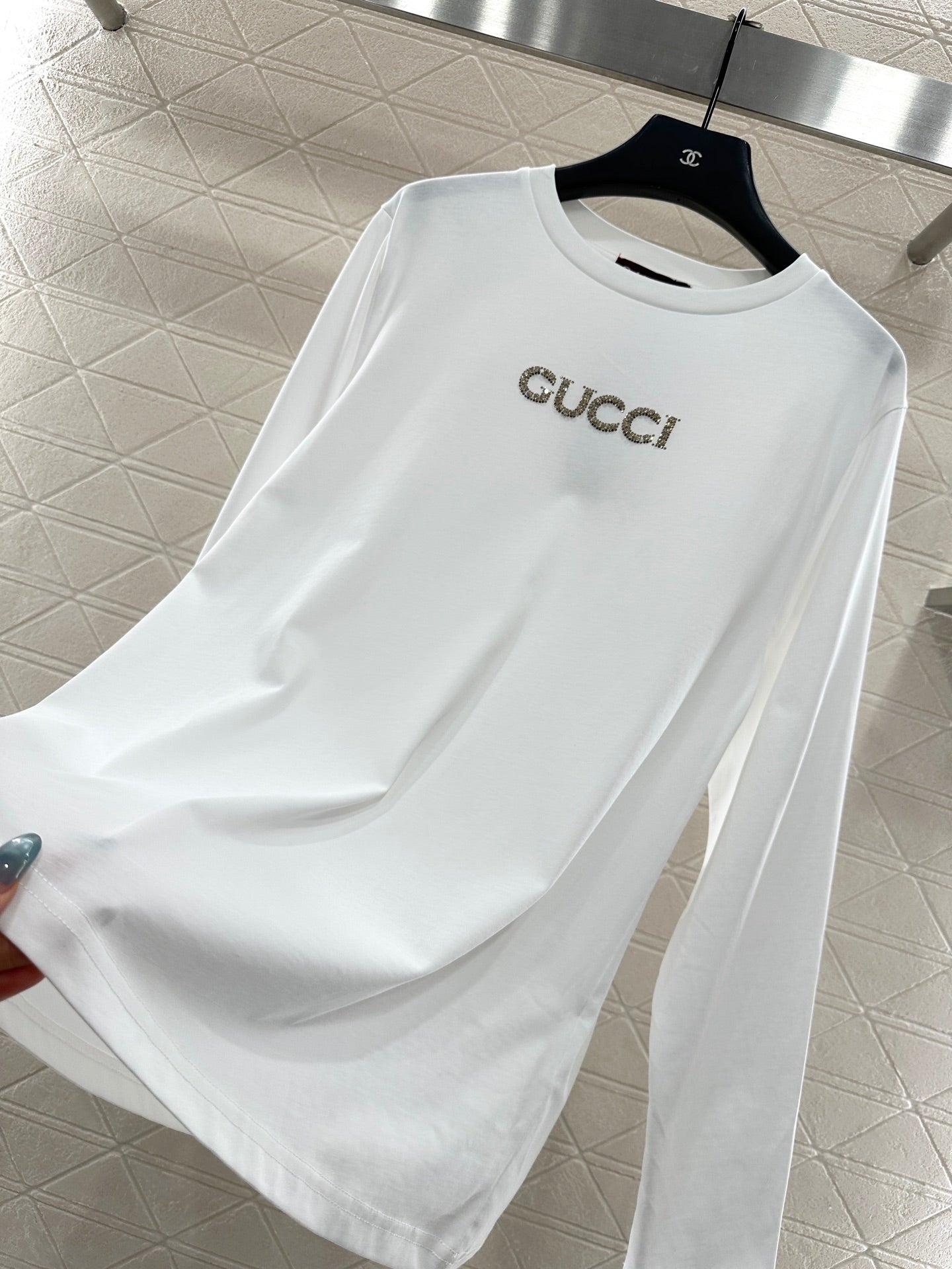 Rhinestone letter long sleeved shirt