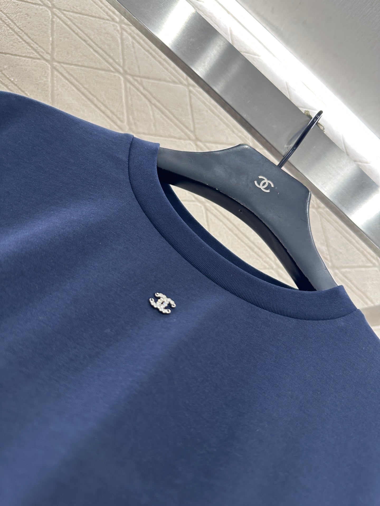 Loose logo long sleeved top