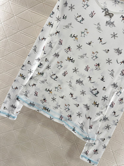 Round neck design ski print top