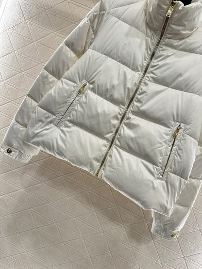 Embossed stand up collar down jacke