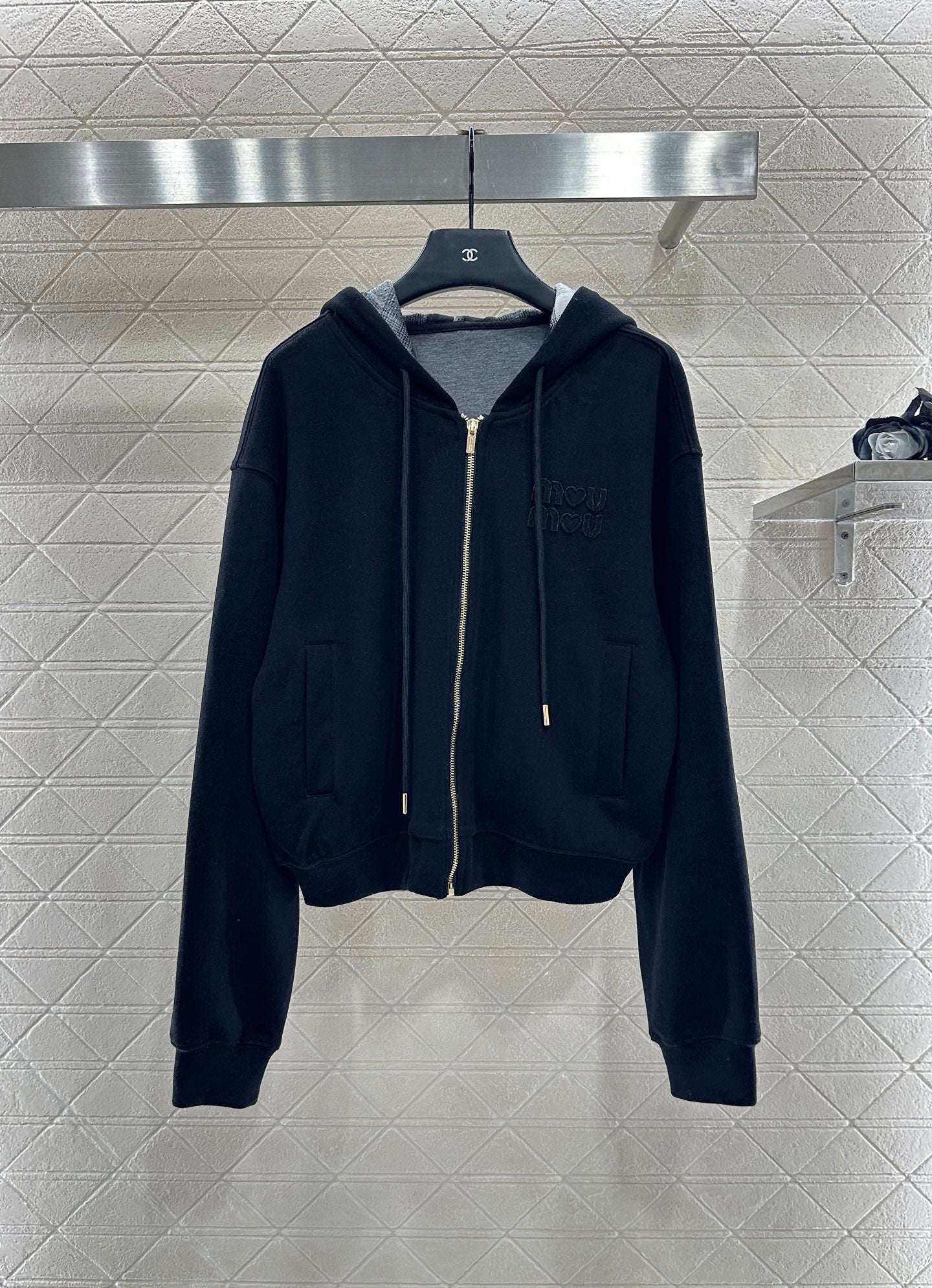 Hooded jacket and pants set