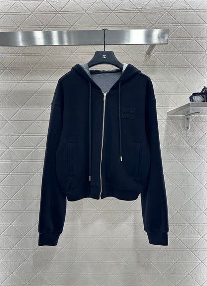 Hooded jacket and pants set