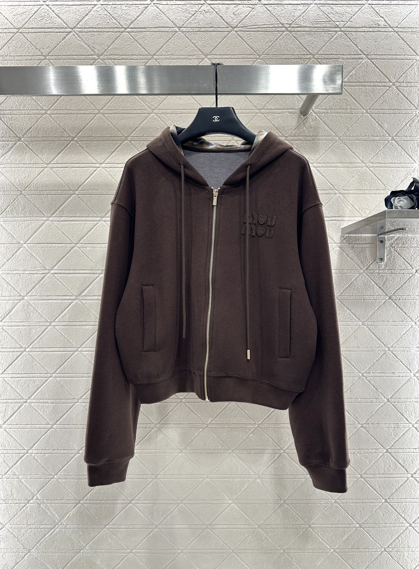 Hooded jacket and pants set