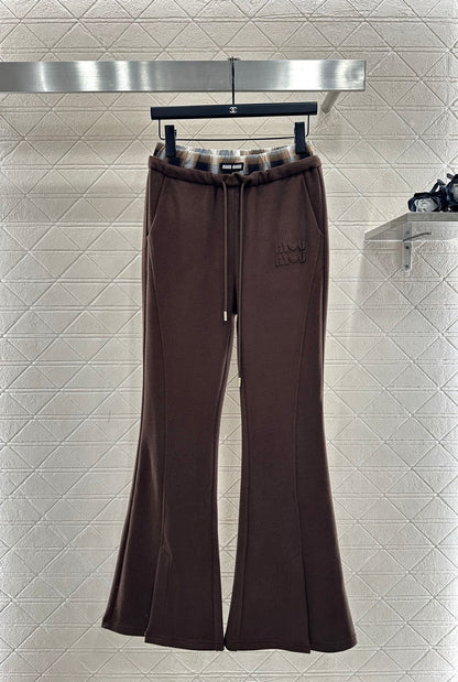 Hooded jacket and pants set