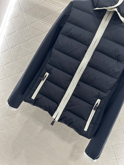 Splicing hooded down jacket