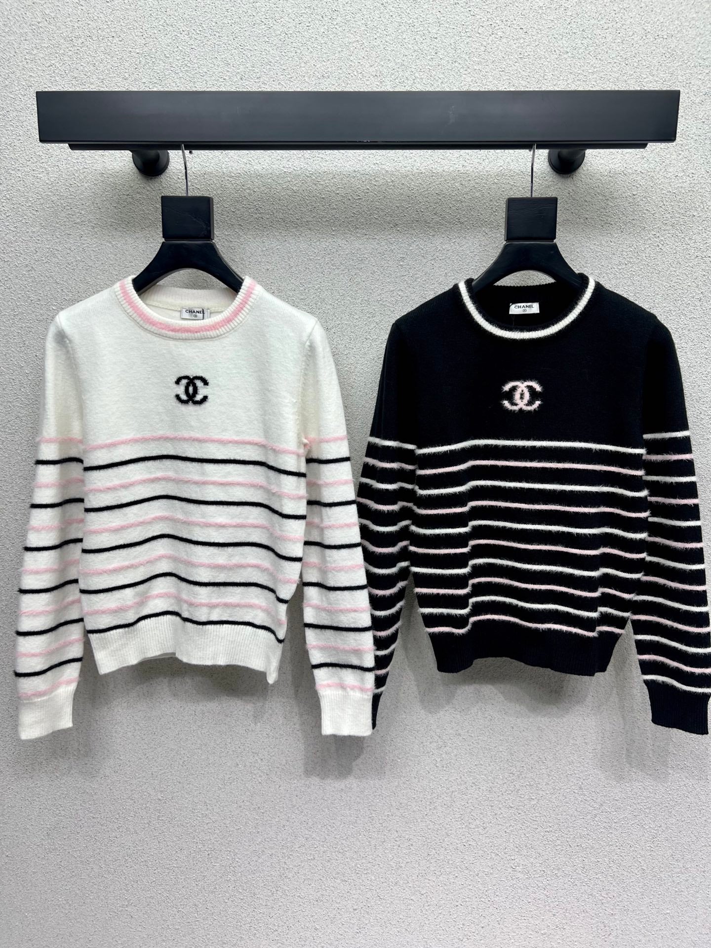 Striped knitted wool